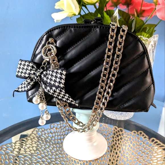 Yves saint Laurent pouch - Picture 11 of 15